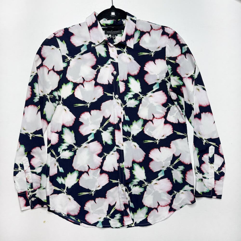 BANANA REPUBLIC Floral Button Down